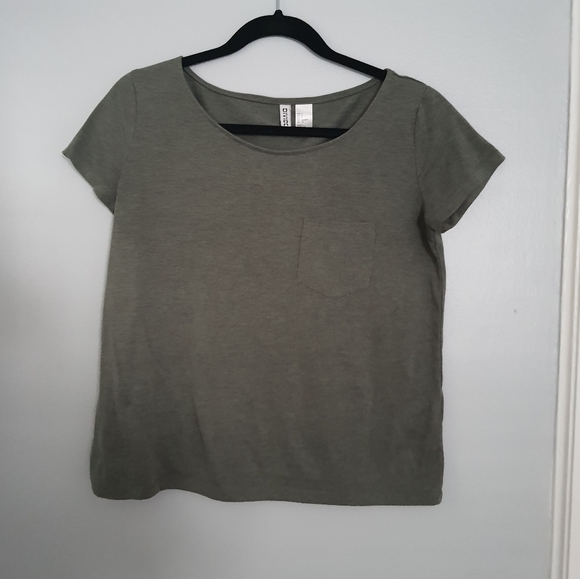 Divided Tops - Divided Olive Green Basic T Shirt Top